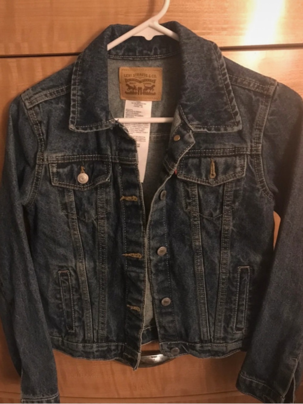 VCG-Levi's Classic Denim Trucker Jacket Kids Size L Dark Wash
Jean Jacket Unisex
